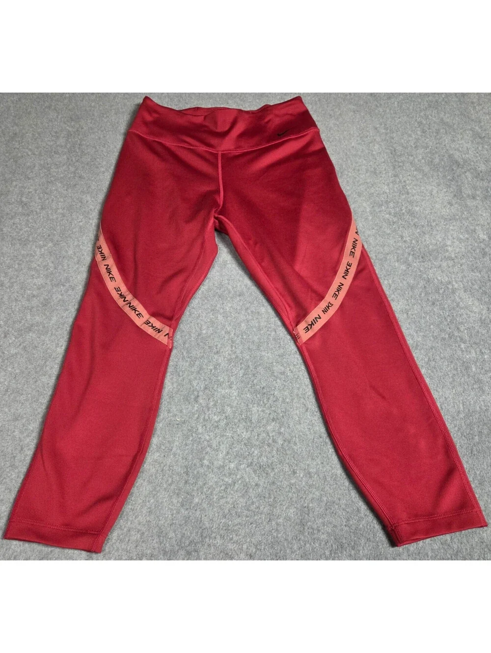 NIKE ONE Women's M Medium Mid-Rise Cropped 7/8 Tights Red DD1813-615 Dri-FIT Gym